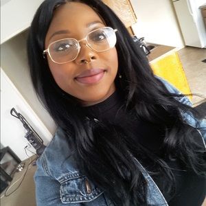 Meet your Posher, Davianne